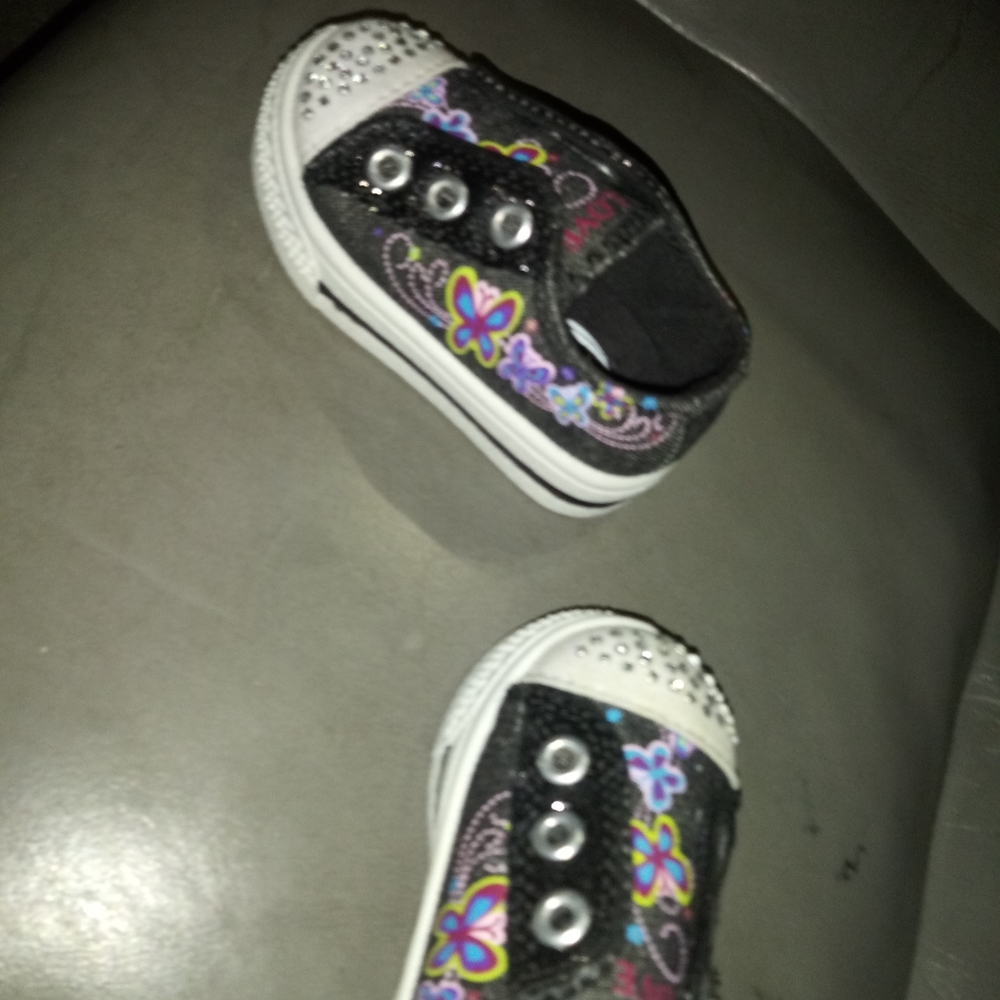 4c shoes - Picture 2 of 3